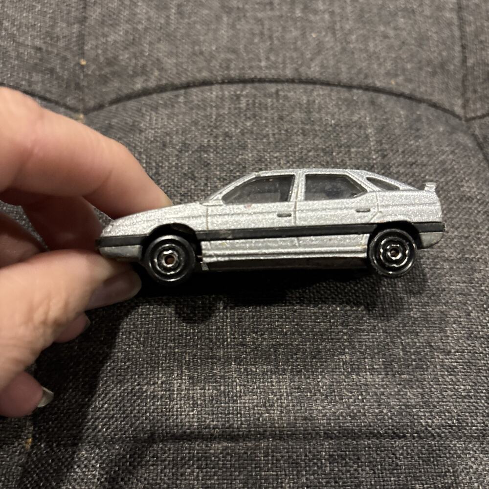 Majorette #254 1:61 Silver Citroen XM w/ opening hood Used